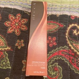 NIB Becca Ultimate Coverage Foundation in Fawn